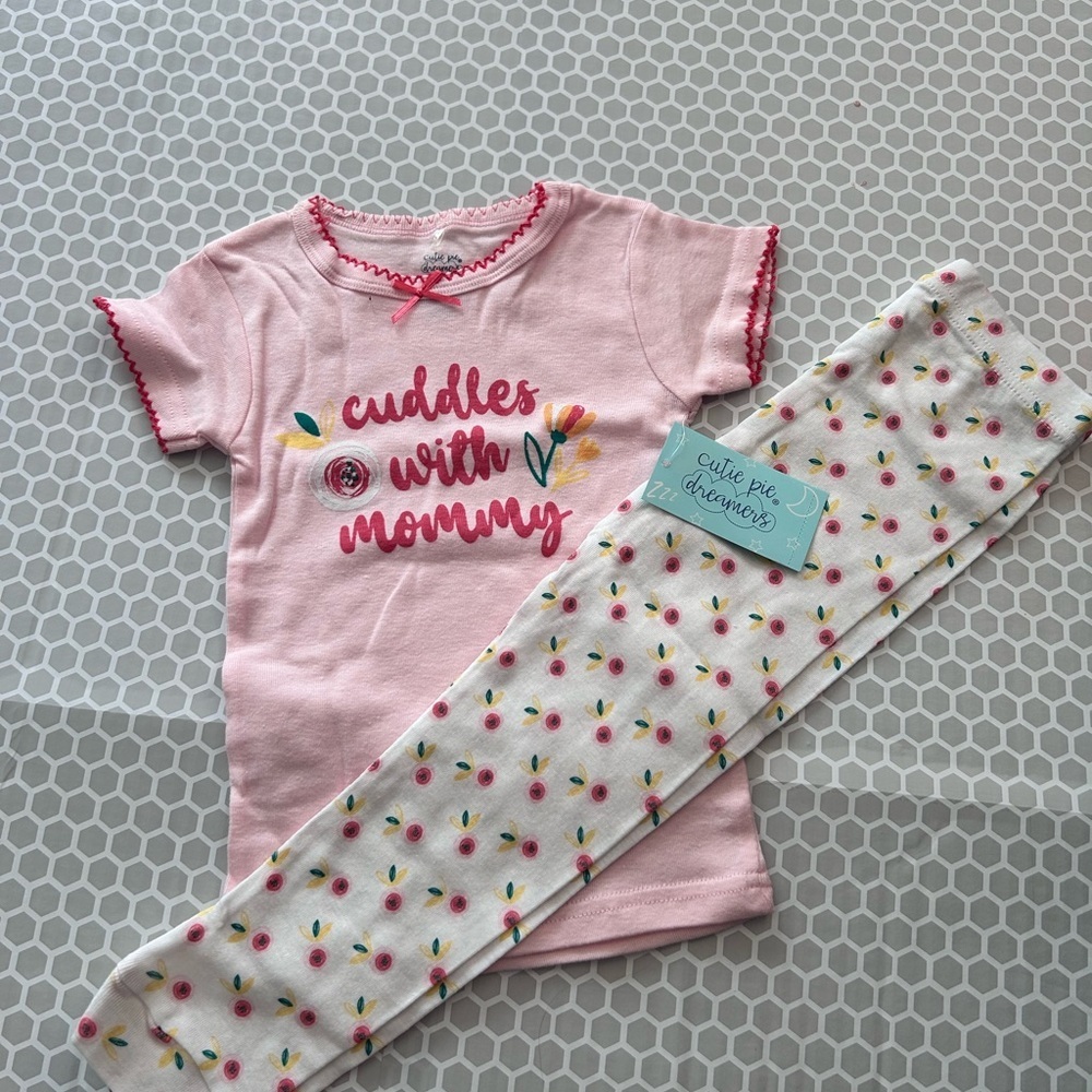 NWT Cutie Pie Pink "Cuddles With Mommy" Kids Pajama Set -             Size 3T